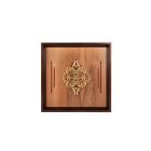 Falikép fából, ornamentikus mintával, csíkokkal