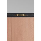 Falikép fából, ornamentikus mintával, világos háttérrel