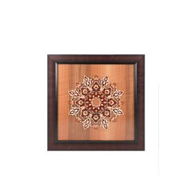 Falikép fából, kerek virágos mintával